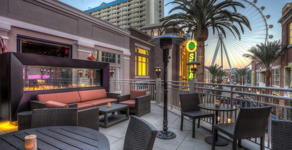 Chayo'S Rooftop Patio