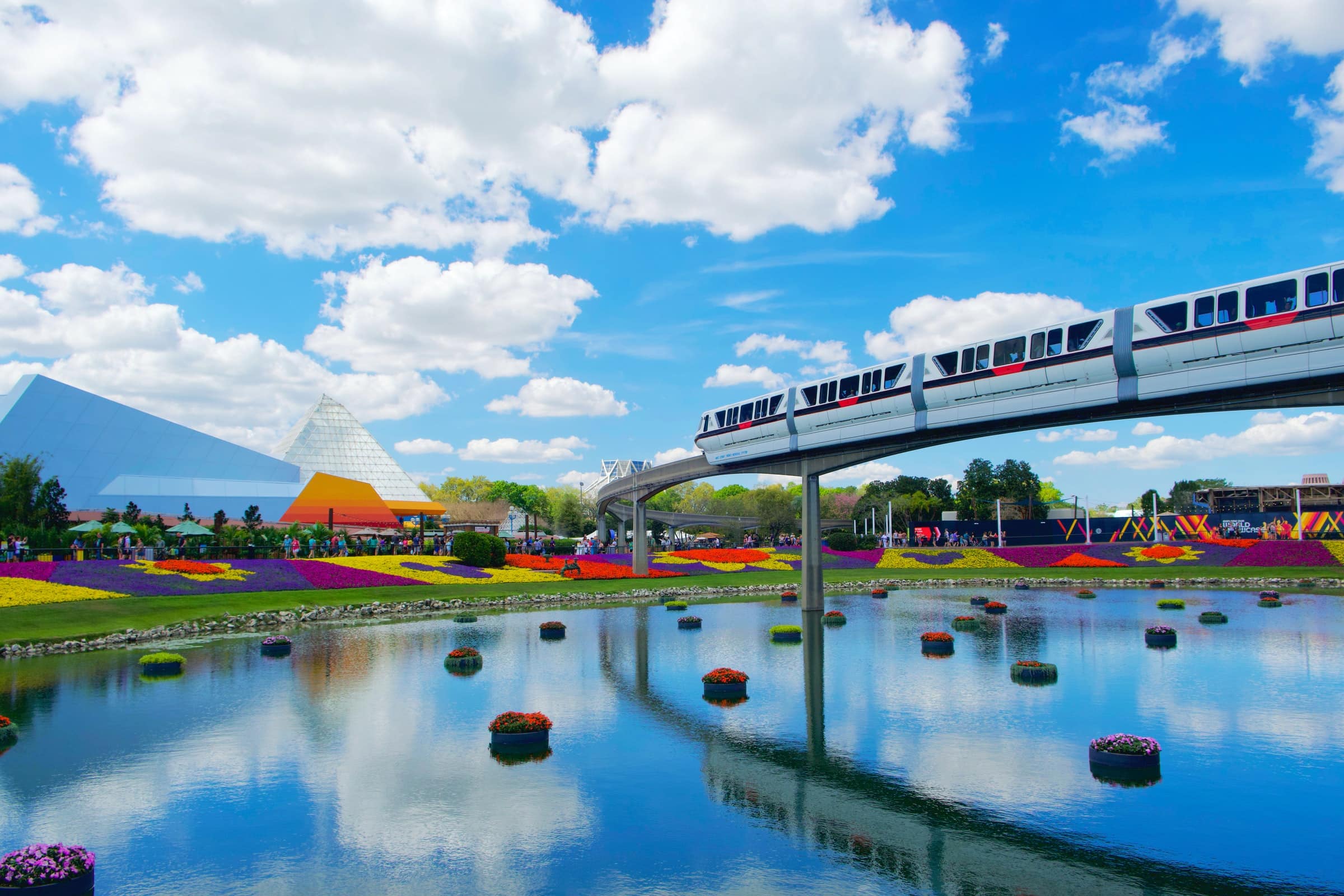 There’s a Surprising Connection Between the Las Vegas Monorail and Walt Disney