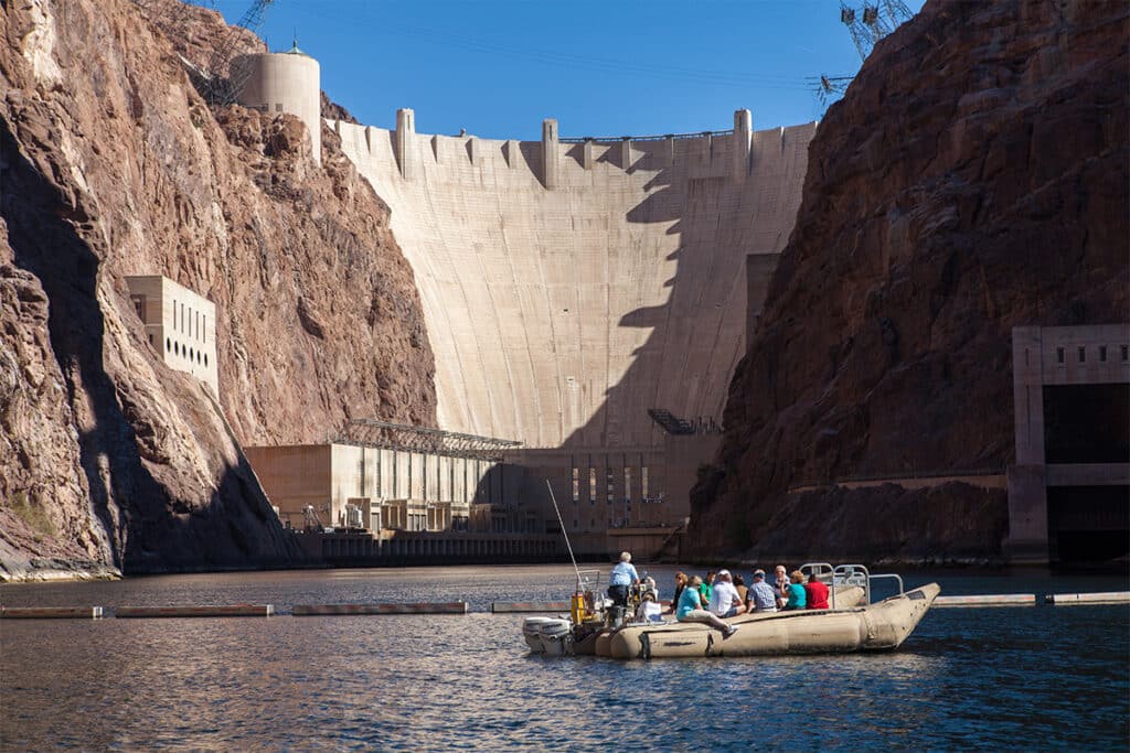 hoover dam boat trip