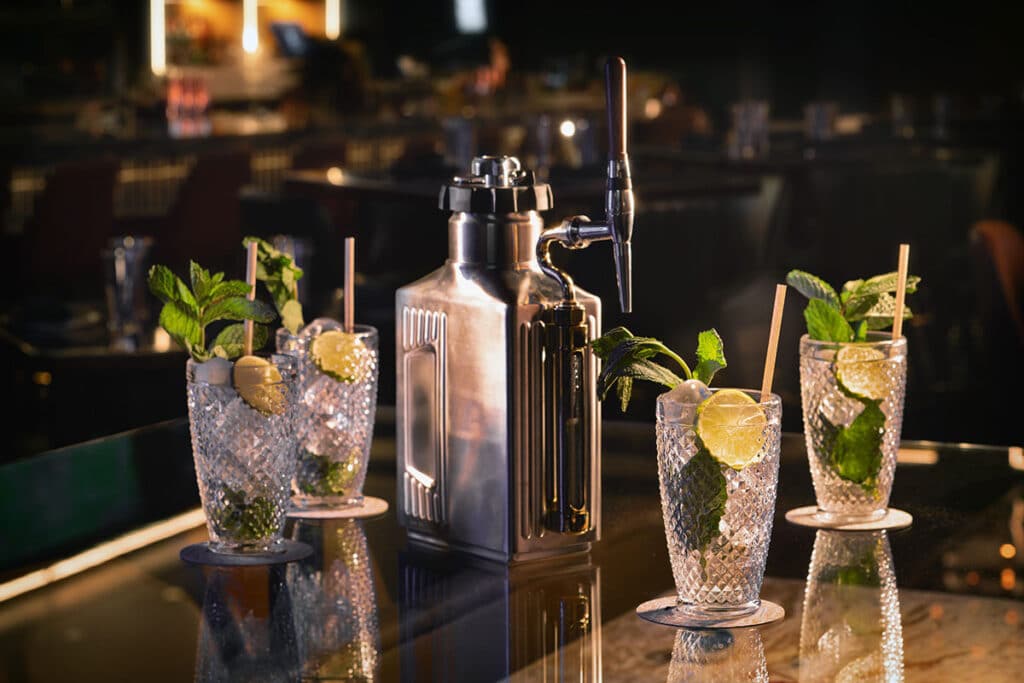 Flanker Cocktails 1 Anthony Mair A8Acc1Dc Fce5 B407 66C509Ad28D7284A A8Ade2Ad F117 E098 E55B49D573Bdc658