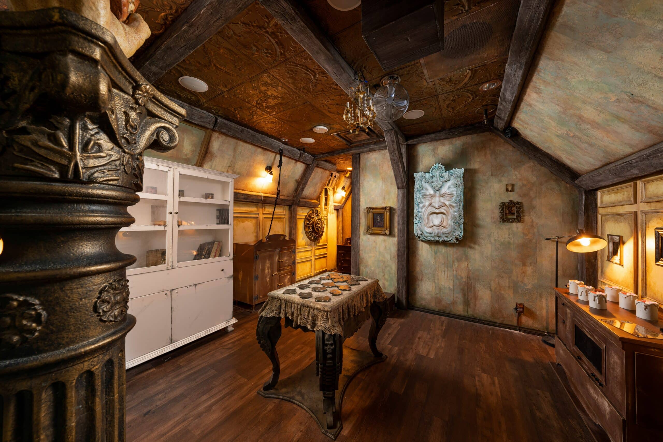 Haunted Manor scaled